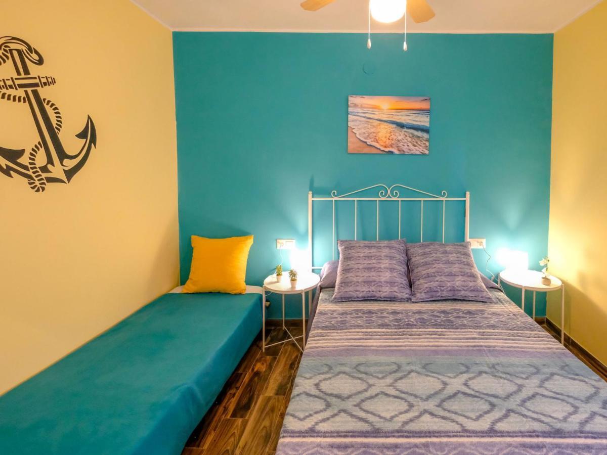 Apartment Maricin By Interhome Sant Carles De La Rapita Bagian luar foto
